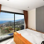 Modern 4 Bedroom With Sea Views & Salt-water Pool * Kaş