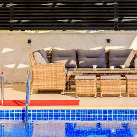 Modern 4 Bedroom With Sea Views & Salt-water Pool * Kas