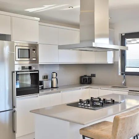 Modern 4 Bedroom With Sea Views & Salt-water Pool Villa Kas