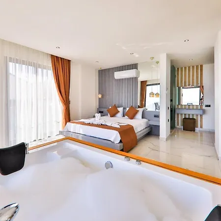 Modern 4 Bedroom With Sea Views & Salt-water Pool * Kaş