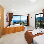 Modern 4 Bedroom With Sea Views & Salt-water Pool Kaş