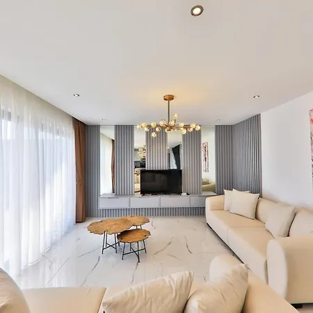ヴィラ Modern 4 Bedroom With Sea Views & Salt-water Pool
